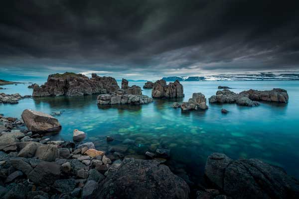 Unraveling the Strangest Country in the World: Iceland’s Captivating Wonders